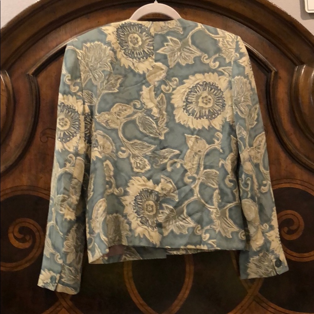 Silk Jacket - Picture 2 of 5